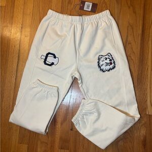 NWT Mitchell & ness UConn patchwork sweatpants